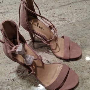 NIB Lulu's Strappy Sandals